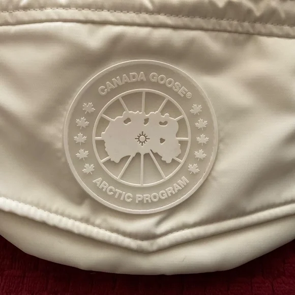 Canada Goose White Waist Fanny Crossbody Pack Performance Satin NWT